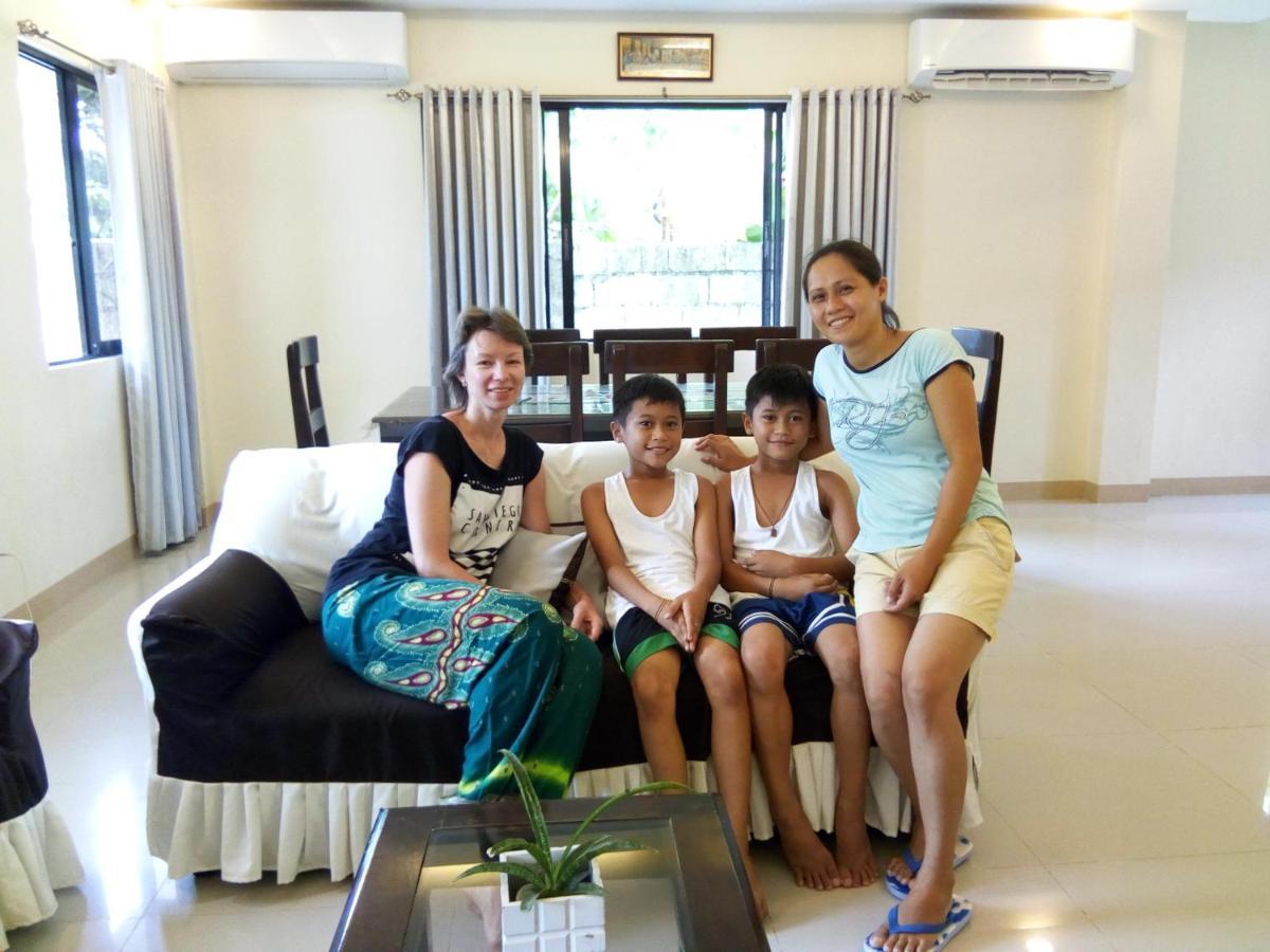 Bohol Sweet Home Bed And Breakfast Guindulman Exteriör bild